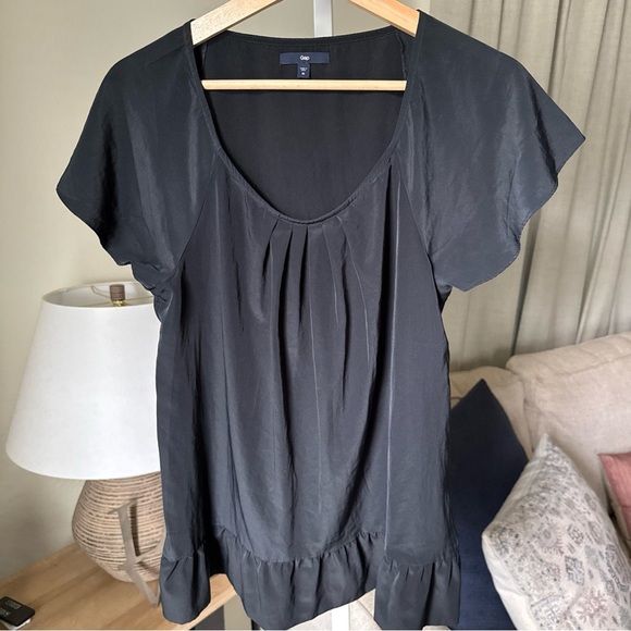 Gap Womens Black Short Sleeve Blouse Size M - Picture 2 of 7